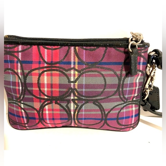 Coach poppy multicolor plaid nylon wristlet - Picture 2 of 5